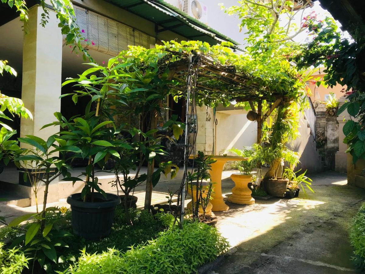 Ayu Bisma Homestay Ubud Exterior foto