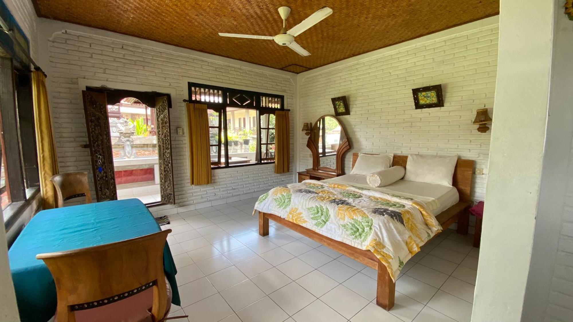 Ayu Bisma Homestay Ubud Exterior foto
